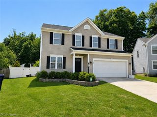 132 Westwood Circle, Tallmadge, OH 44278