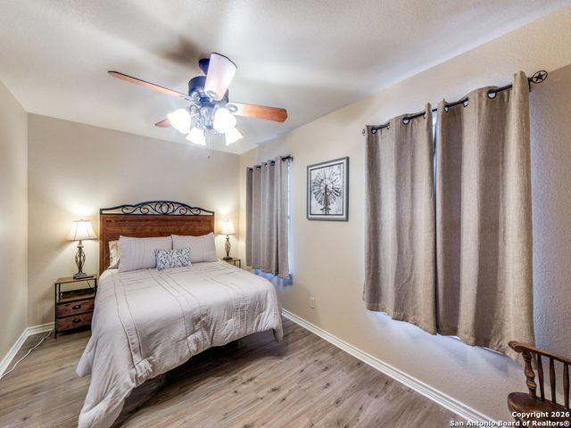 6472 Bluntzer Rd, Jourdanton, TX 78026