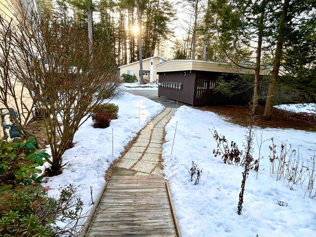 14 Amoskeag Road, Concord, NH 03301