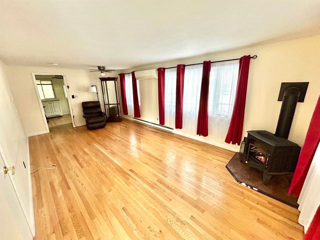 14 Amoskeag Road, Concord, NH 03301