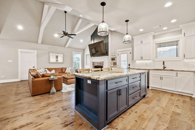 7206 Havenwood Drive, Benton, AR 72019
