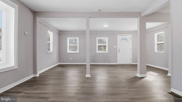 5900 EASTPINE DR, Riverdale, MD 20737