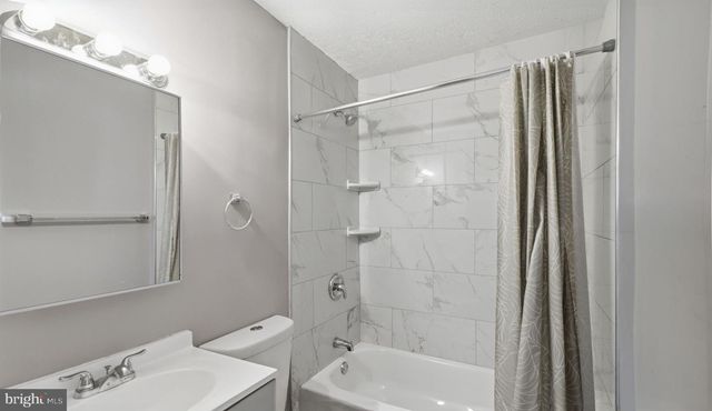 5900 EASTPINE DR, Riverdale, MD 20737