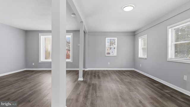 5900 EASTPINE DR, Riverdale, MD 20737