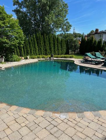 3958 Winterset Court, West Bloomfield, MI 48323