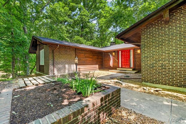 18005 Indian Tree Run, Wildwood, MO 63038