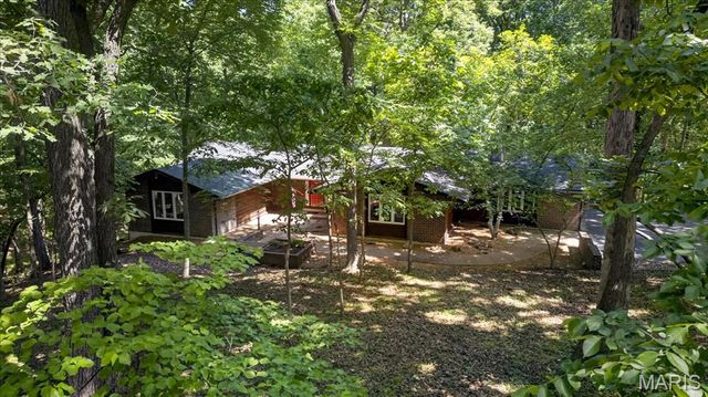 18005 Indian Tree Run, Wildwood, MO 63038