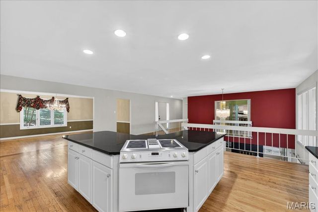 18005 Indian Tree Run, Wildwood, MO 63038