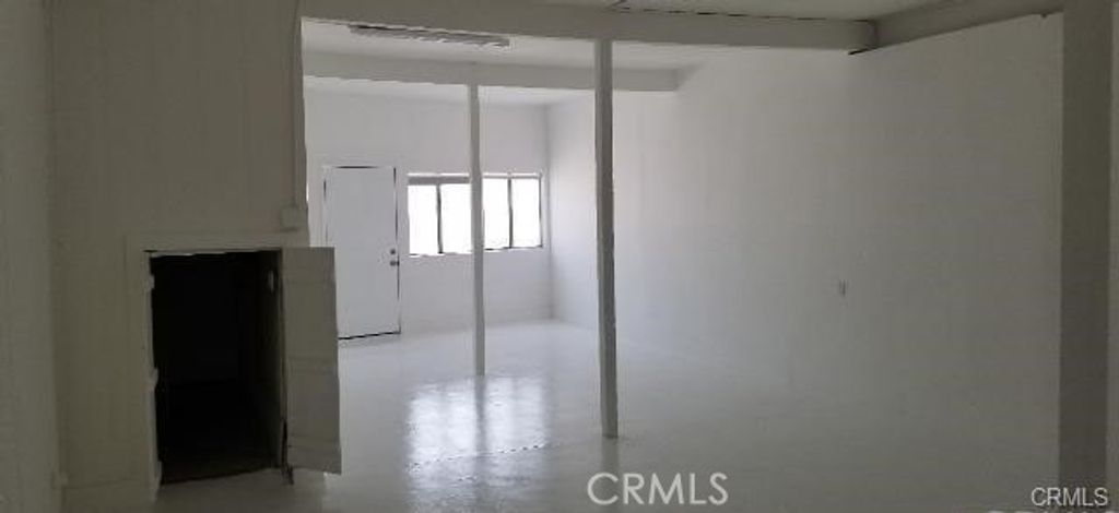 Image 4 of property listing at 6919 N Figueroa Street, Los Angeles, CA 90042