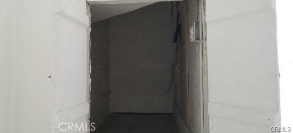 Image 5 of property listing at 6919 N Figueroa Street, Los Angeles, CA 90042