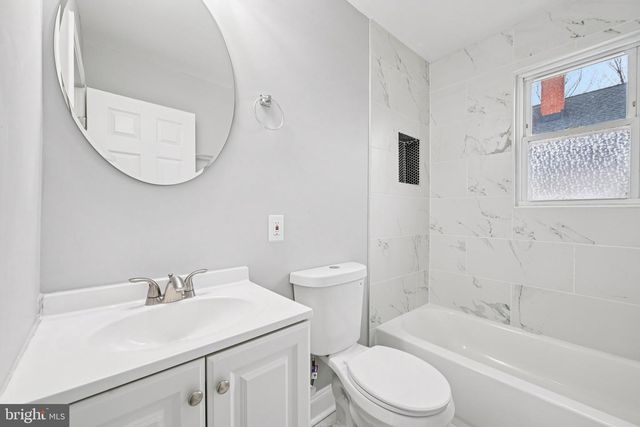 4902 GILRAY DR, Baltimore, MD 21214