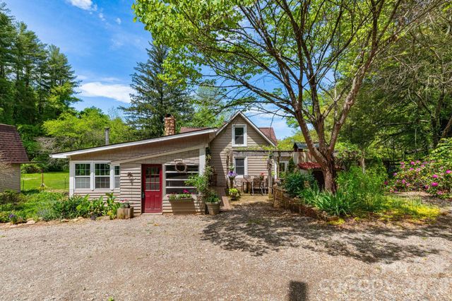 1492 Murray Road, Canton, NC 28716