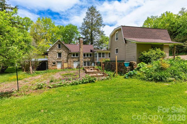 1492 Murray Road, Canton, NC 28716