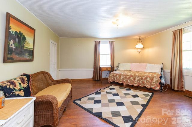 1492 Murray Road, Canton, NC 28716