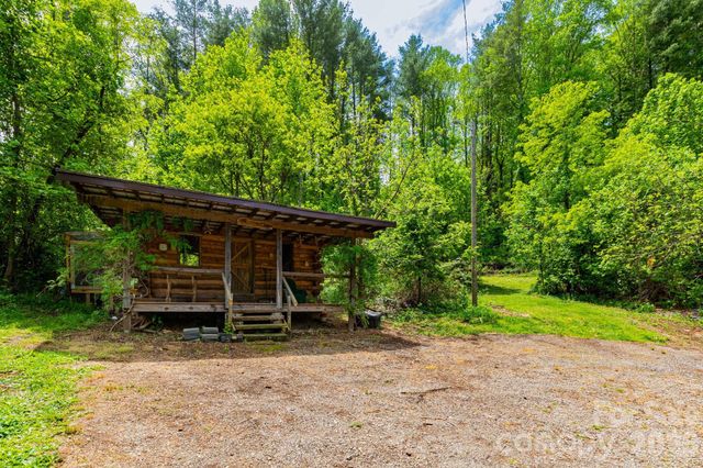 1492 Murray Road, Canton, NC 28716