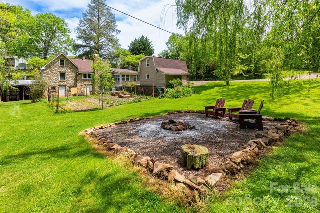 1492 Murray Road, Canton, NC 28716