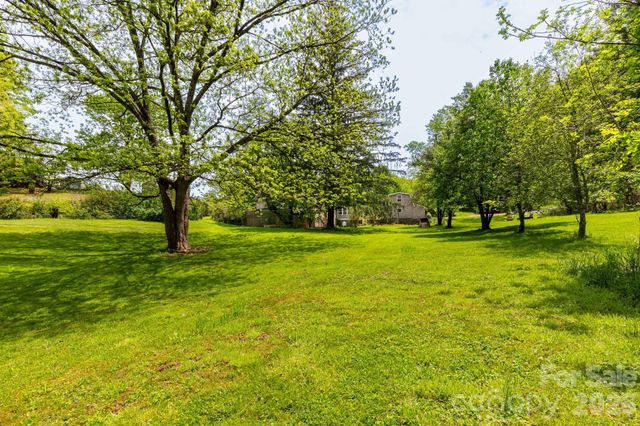 1492 Murray Road, Canton, NC 28716