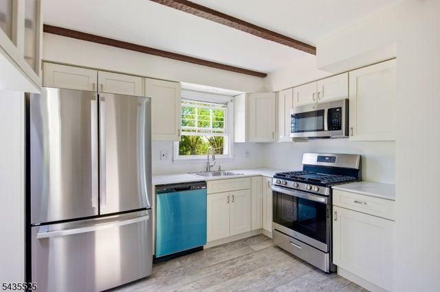 29 Lake Wallkill Rd, Vernon Twp., NJ 07461