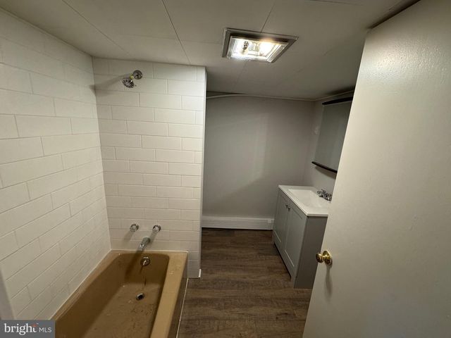 6 S SPRUCE ST, Mount Carmel, PA 17851