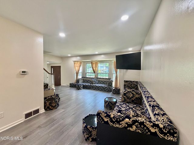 6922 Gettysburg Drive, Sylvania, OH 43560