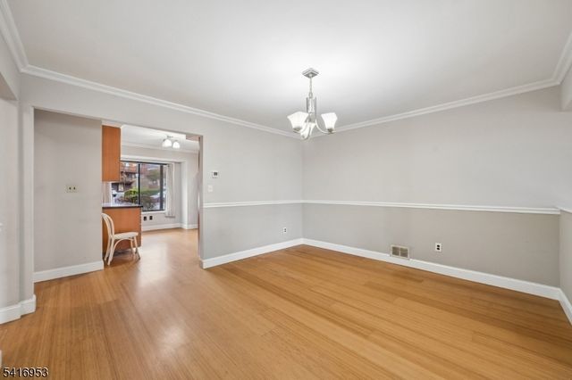 1 Brookside Hts F, Wanaque Boro, NJ 07465