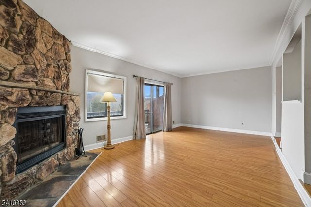 1 Brookside Hts F, Wanaque Boro, NJ 07465