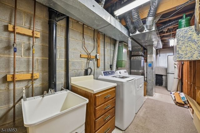 1 Brookside Hts F, Wanaque Boro, NJ 07465