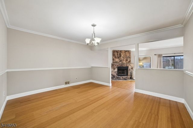 1 Brookside Hts F, Wanaque Boro, NJ 07465