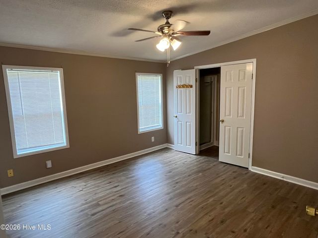 624 Old Blossom Ferry Road, Rocky Point, NC 28457