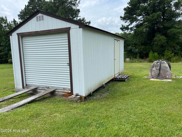 624 Old Blossom Ferry Road, Rocky Point, NC 28457