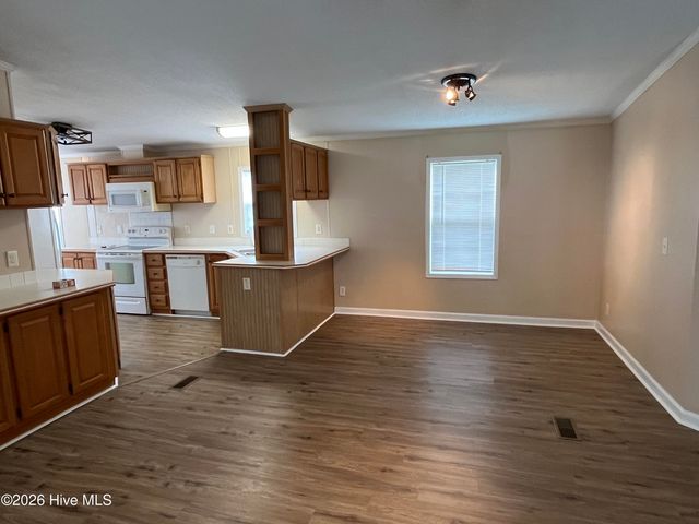 624 Old Blossom Ferry Road, Rocky Point, NC 28457