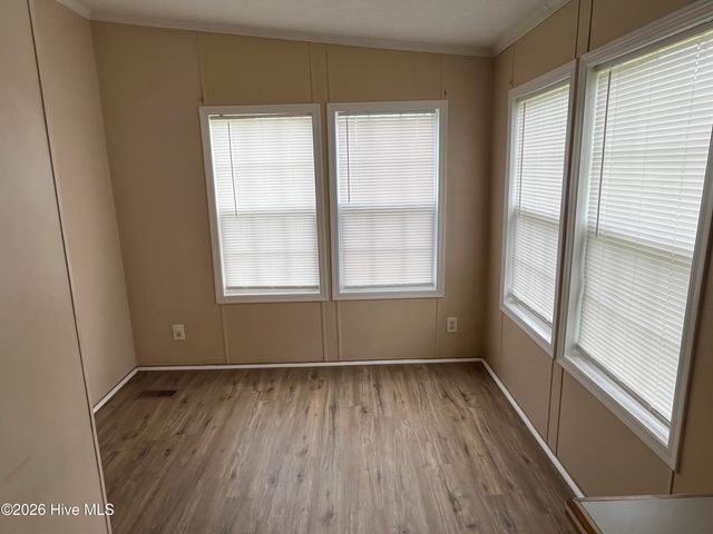 624 Old Blossom Ferry Road, Rocky Point, NC 28457