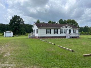 624 Old Blossom Ferry Road, Rocky Point, NC 28457