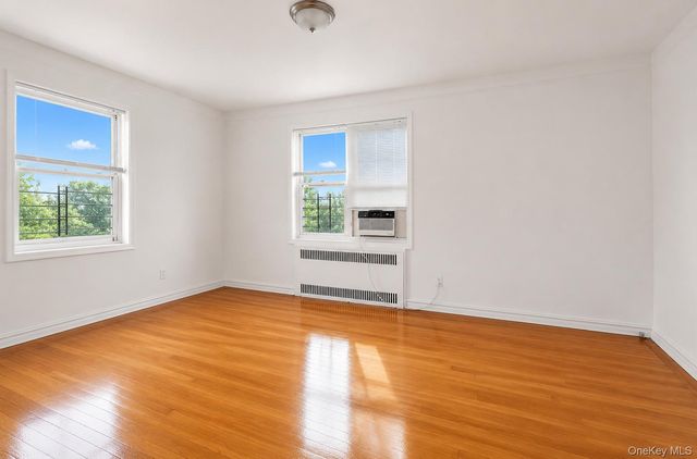 76-36 113 Street B-2, Forest Hills, NY 11375