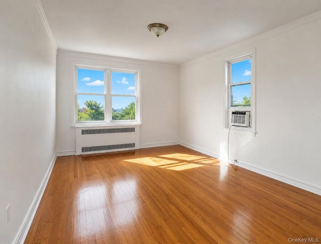 76-36 113 Street B-2, Forest Hills, NY 11375