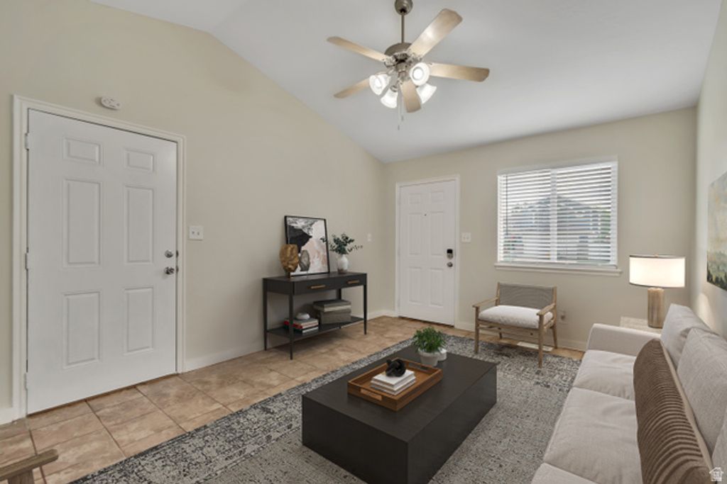 Image 8 of property listing at 1118 N RIDGE CT, Spanish Fork, UT 84660