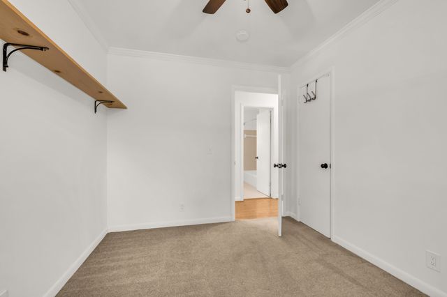 138 Carriage Dr, Nashville, TN 37221
