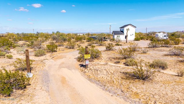 333 S PICKET Drive, Maricopa, AZ 85139