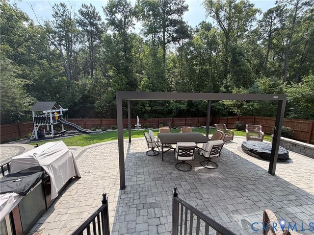 11628 Timberton Ct, Henrico, VA 23060