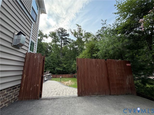 11628 Timberton Ct, Henrico, VA 23060