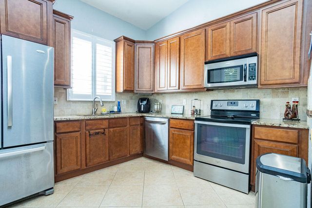 6020 Spring Lake Terrace, Fort Pierce, FL 34951