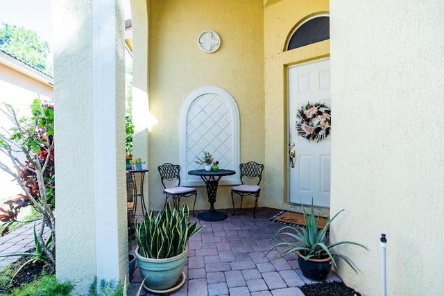 6020 Spring Lake Terrace, Fort Pierce, FL 34951