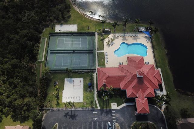 6020 Spring Lake Terrace, Fort Pierce, FL 34951