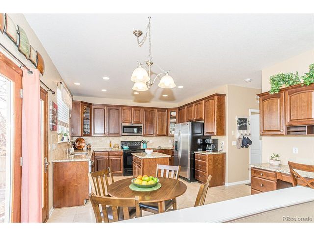 628 Darby Ct, Castle Rock, CO 80104