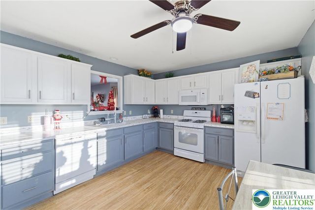 347 South Oak Street, Freemansburg Boro, PA 18017