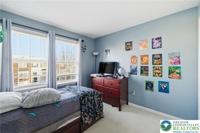 347 South Oak Street, Freemansburg Boro, PA 18017