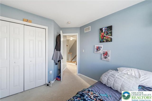 347 South Oak Street, Freemansburg Boro, PA 18017