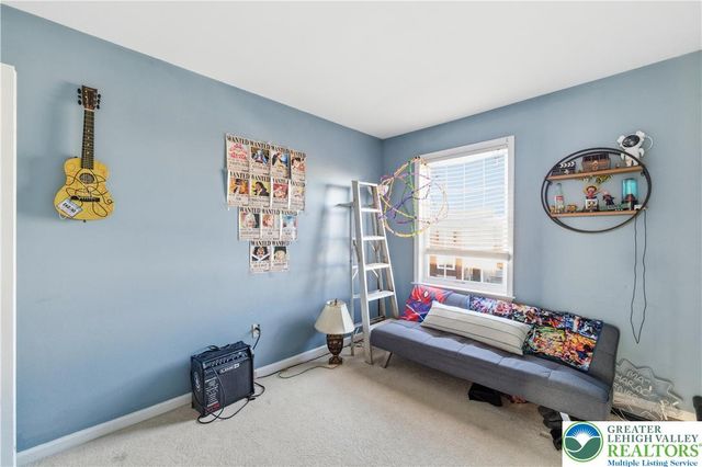 347 South Oak Street, Freemansburg Boro, PA 18017