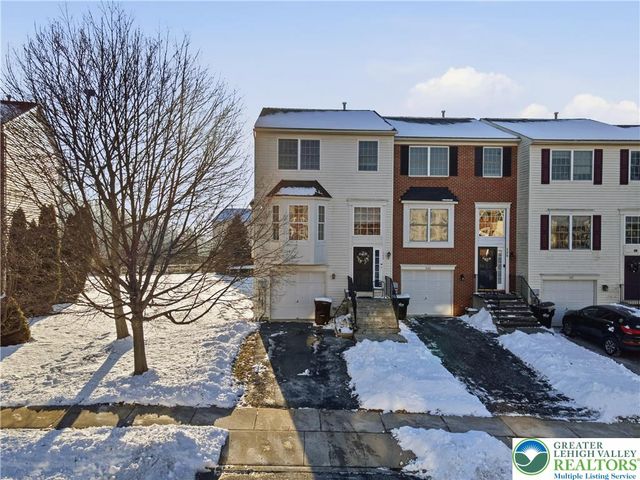 347 South Oak Street, Freemansburg Boro, PA 18017