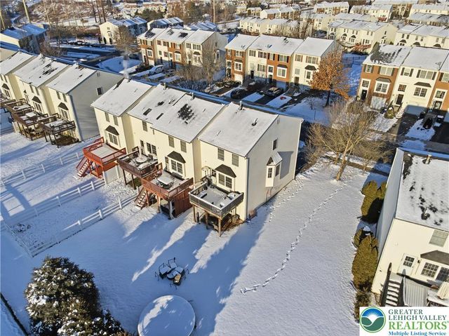 347 South Oak Street, Freemansburg Boro, PA 18017